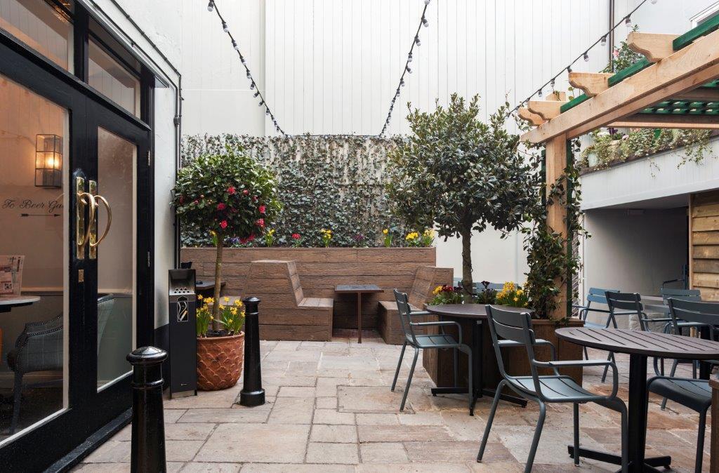 Hotel The Greyhound Wetherspoon Bridport Exteriér fotografie