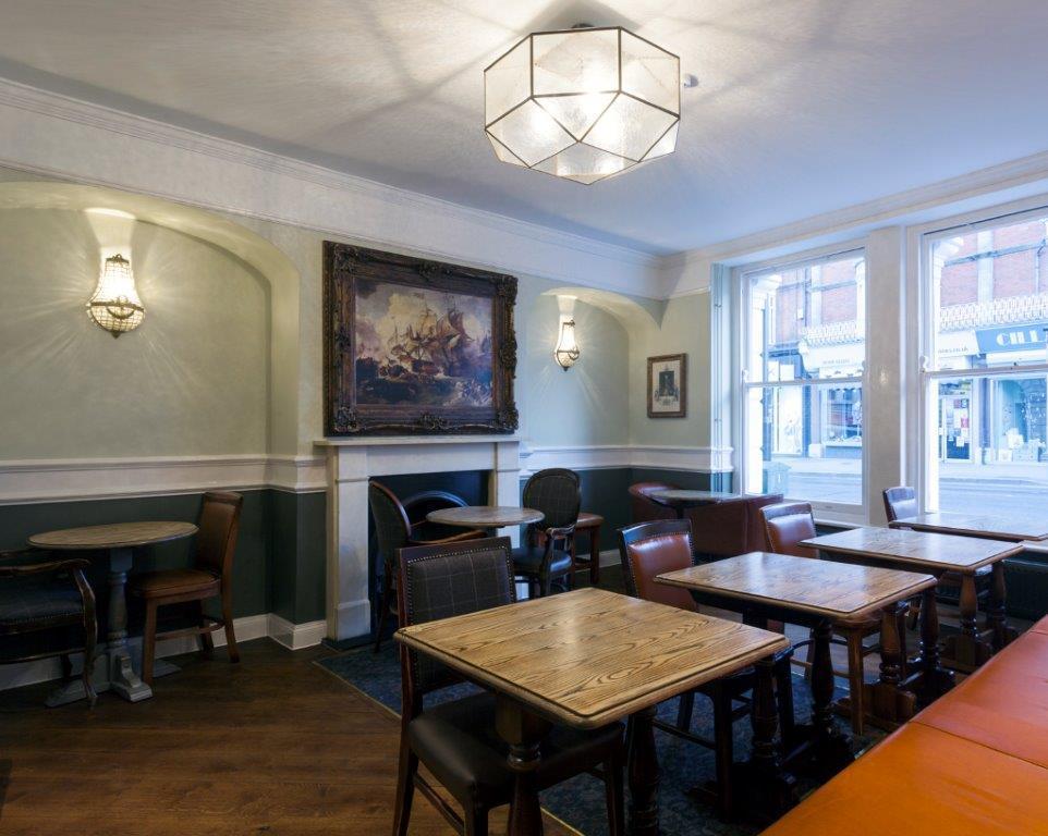 Hotel The Greyhound Wetherspoon Bridport Exteriér fotografie