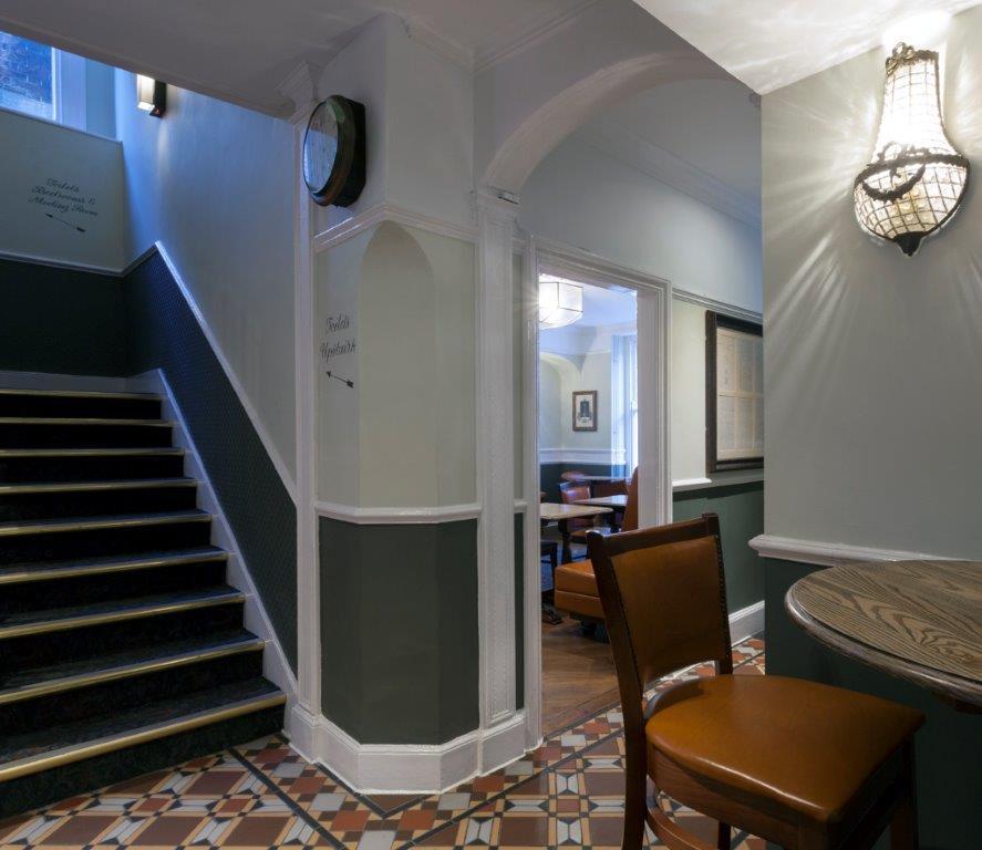 Hotel The Greyhound Wetherspoon Bridport Exteriér fotografie